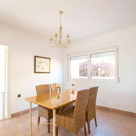 Apartment With 2 Bedrooms, 2 Bathrooms Heated Pool, Tennis And Paddle Course Apartment