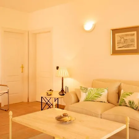 Apartament Apartment With 2 Bedrooms, 2 Bathrooms Heated Pool, Tennis And Paddle Course Costa Adeje (Tenerife)