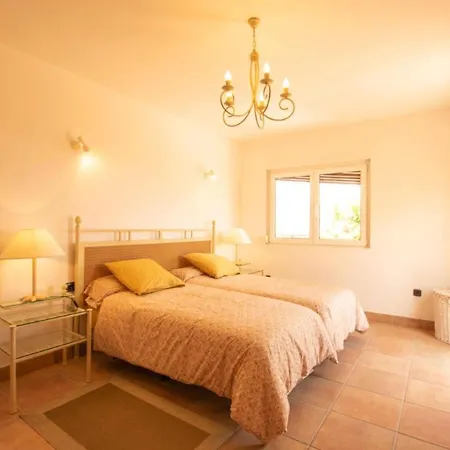 Apartment With 2 Bedrooms, 2 Bathrooms Heated Pool, Tennis And Paddle Course *